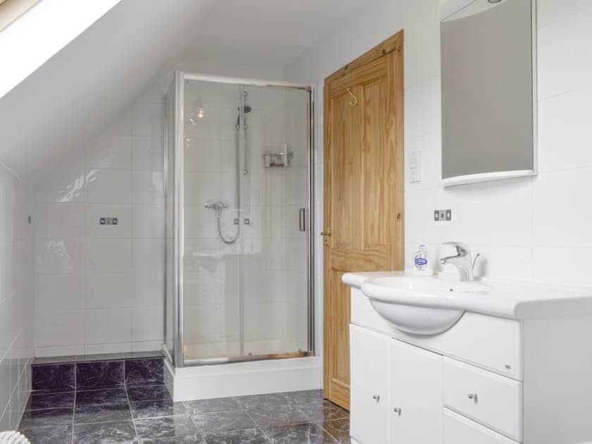 Family bathroom with separate bath and shower cubicle | The Stables - Loch Lomond Farm Cottages, Balfron Station, near Stirling