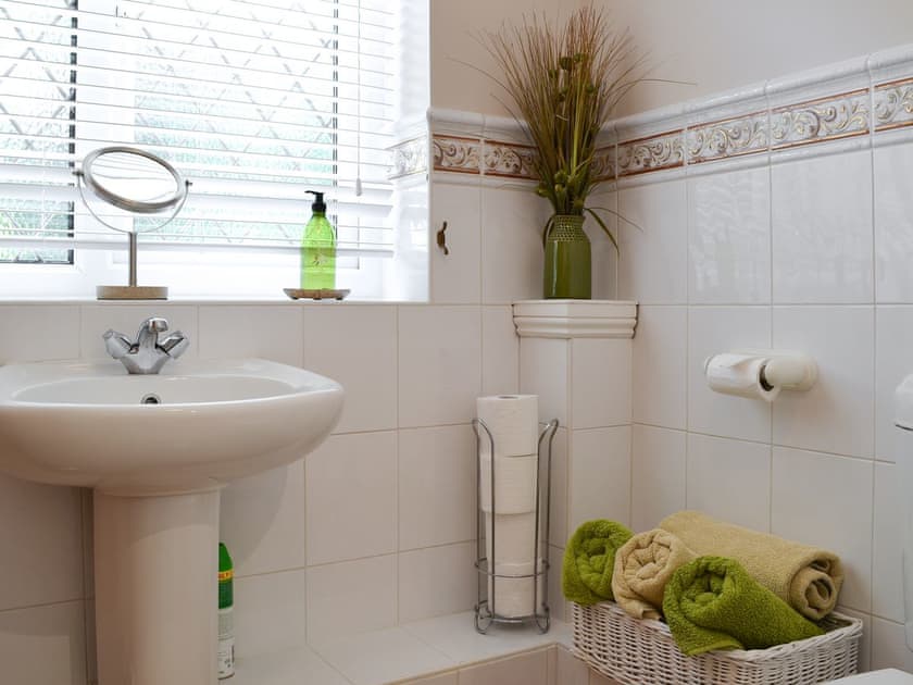Bathroom | Picket Hill Cottage - New Forest Cottages, Picket Hill, near Ringwood