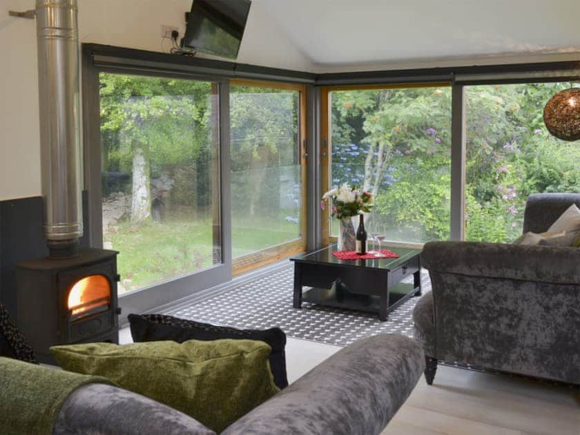 Contemproary living space with woodland views | Tree Tops - Mount Pleasant Cottages, Mount, near Bodmin