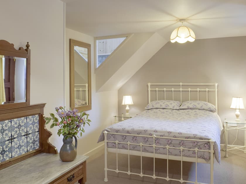 Charming double bedroom | The Stable, Tufton