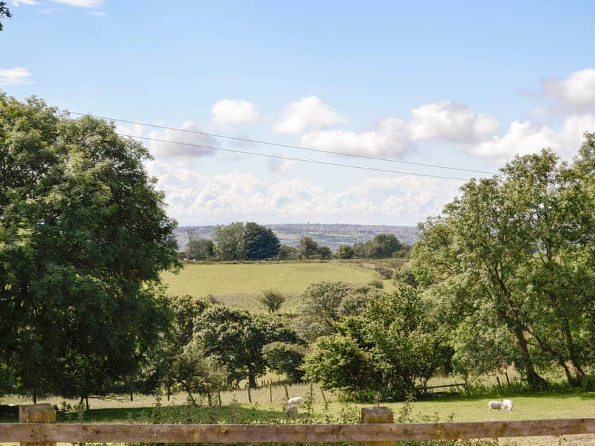 Panoramic views | Bwthyn Y Bugail, Felindre, near Swansea