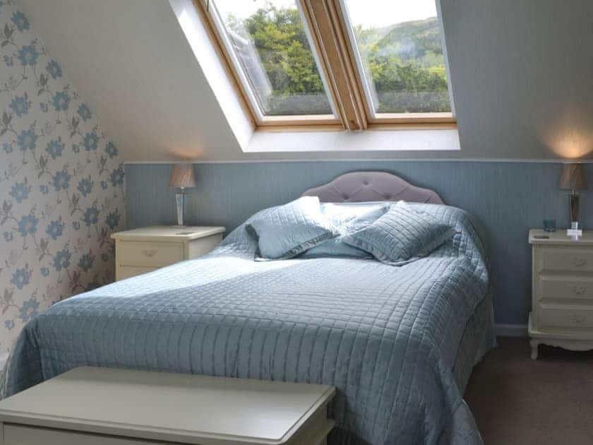 Tranquil bedroom | River Mill House, Ballachulish, near Fort William
