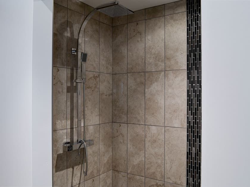 En-suite shower | The Wheat Shed - The Wheat Shed and The Bothy, Calthwaite, near Penrith