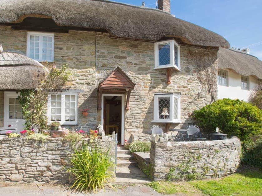 Charming, period, terraced, thatched cottage  | Cobbles, Salcombe