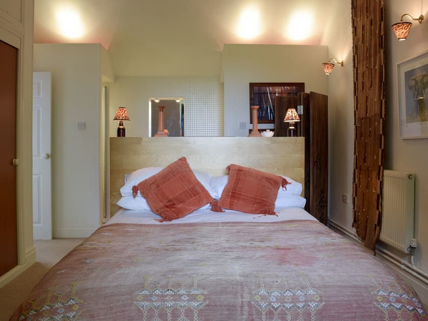 Double bedroom | Sardis Cottage, near Kilgetty