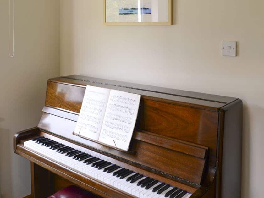 Charmingly furnished cottage | Allt Beag (Little Streams), Achintraid, near Lochcarron