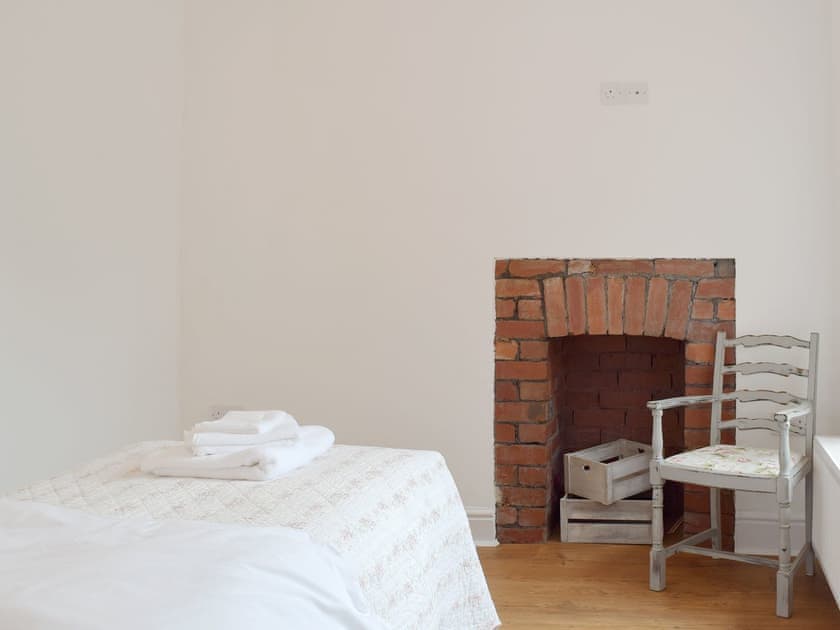Single bedroom | Gwylfa, Trimsaran, near Kidwelly