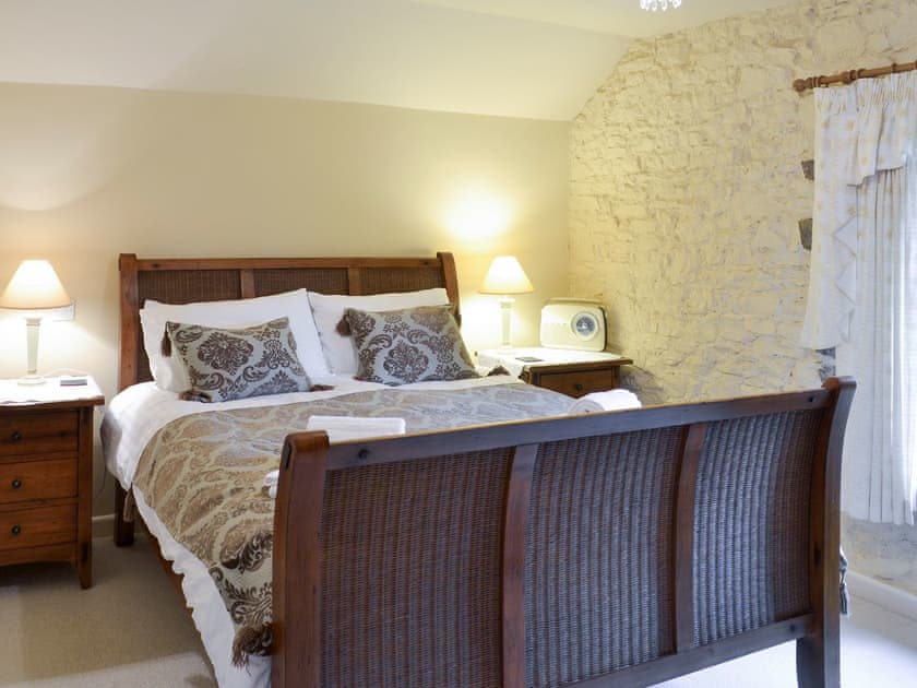 Comfortable double bedroom | Ringslade Barn and Cinema, Highweek, near Newton Abbot