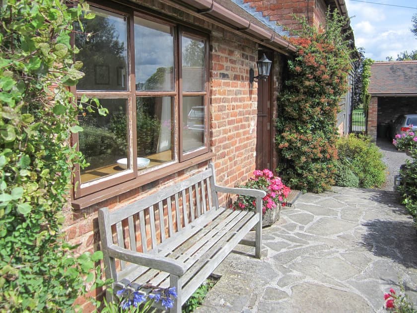 Sitting-out-area | Garden Cottage, Corse Lawn, near Tewkesbury