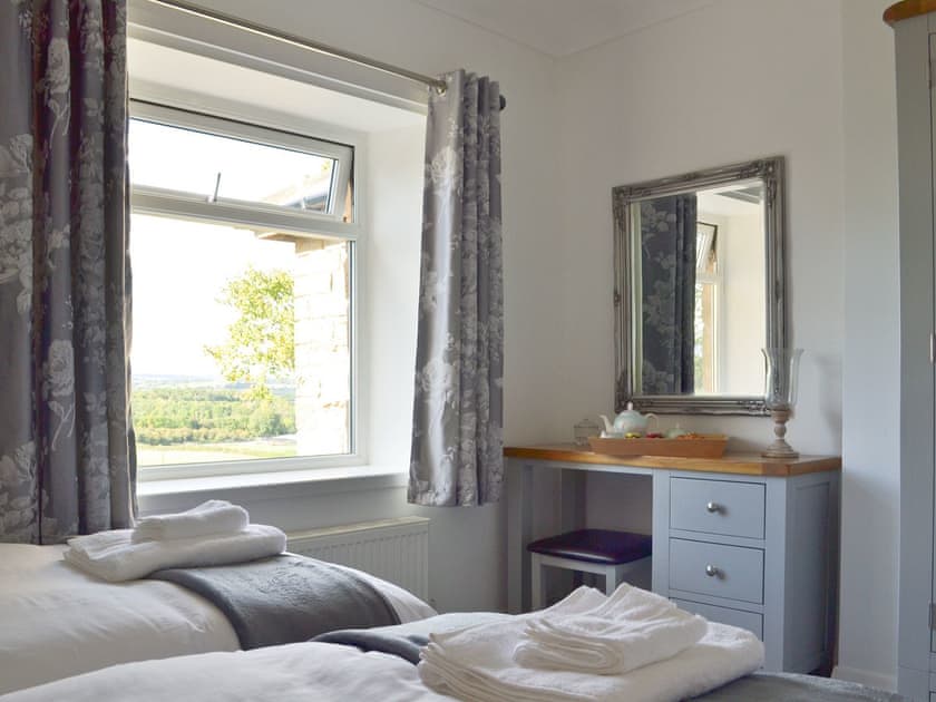 Twin bedroom | Lings Farm Cottage, Temple Normanton, near Chesterfield