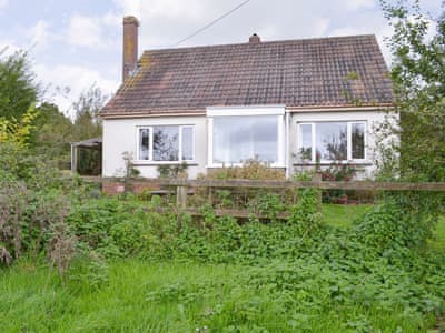 Walter S Cottage Ref 14751 In West Compton Near Shepton Mallet