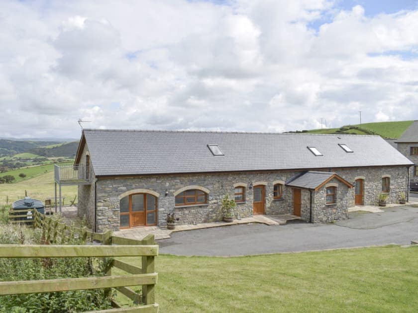 Beautiful terraced cottage | No 2 Pengraig Draw - Pengraig Cottages, Near Llanfarian