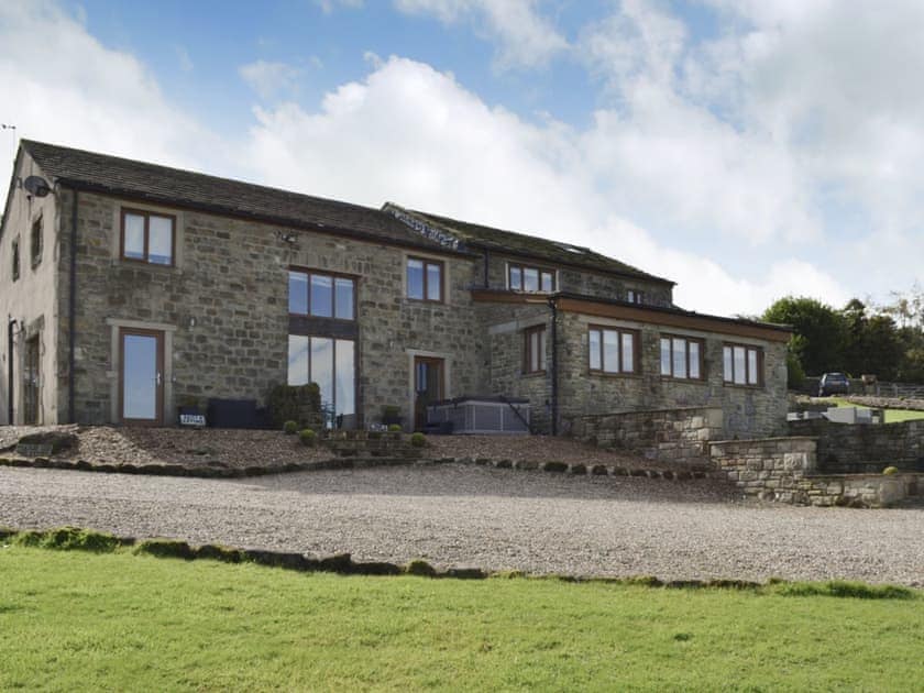 Immaculately presented entrance to the holiday home | Mia Cottage - Buckley Green Bottom Farm, Buckley Green, near Haworth