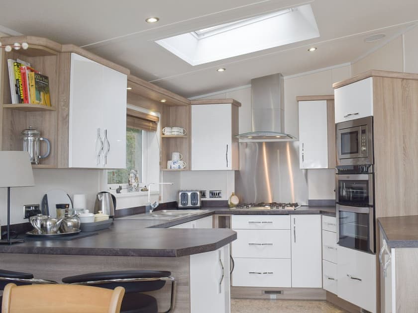 Well equipped kitchen area | Beachwood, Corton, near Lowestoft