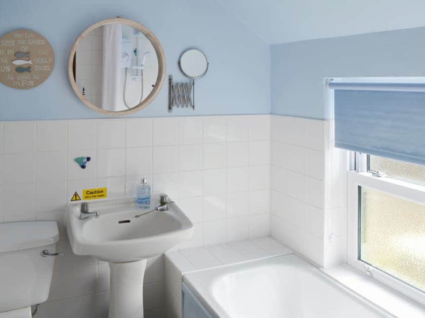 Bathroom | Willow Cottage, Newquay
