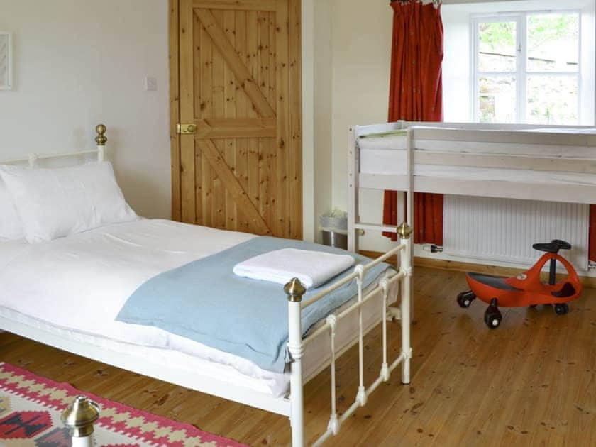 Useful triple bedroom | Hume Orchard Steading, Hume, near Kelso