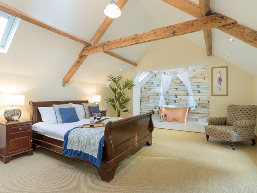 Spacious bedroom with double sleigh bed and en-suite  | The Coach House, Riding Mill, near Corbridge