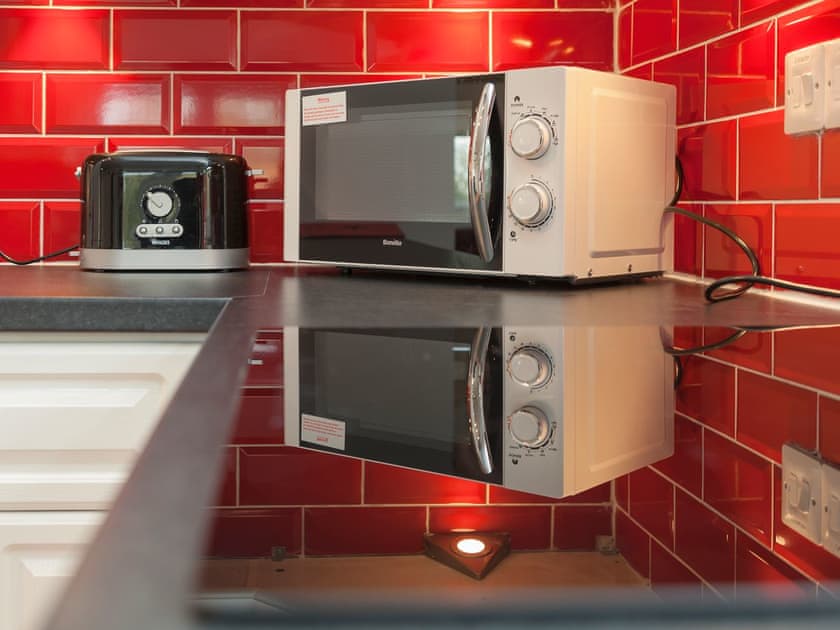 Well-equipped kitchen | Swallows’ Nest, Wool, near Wareham