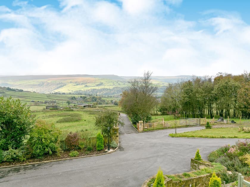 Accessed by a farm track and in a rural location | Commons Farm Cottage, Wadsworth, near Hebden Bridge