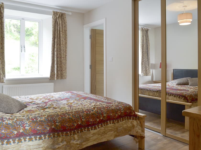 Relaxing double bedroom | Swallow View - Jackson Road, Matlock
