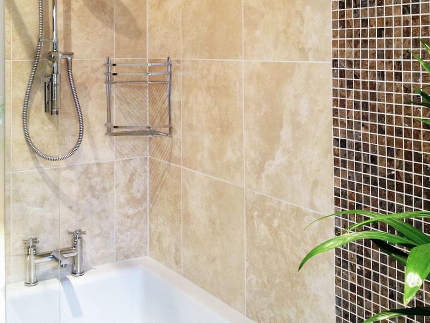 Contemporary tiled bathroom | Staveley House Apartment - Staveley House & Staveley House Apartment, Staveley