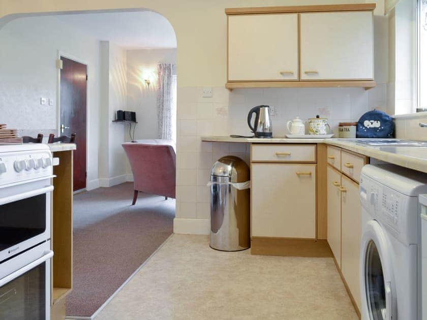 Well-equipped fitted kitchen | Walter’s Cottage, West Compton, near Shepton Mallet