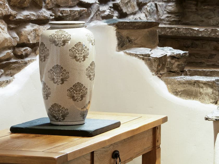 Stone steps from the lounge area to the first floor | Staveley House - Staveley House & Staveley House Apartment, Staveley