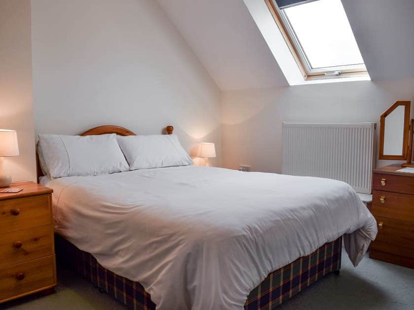 Double bedroom | Marlais, Manordeilo, near Llandeilo