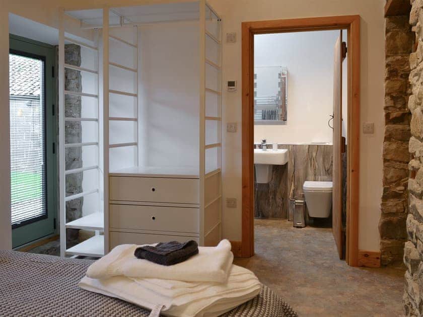 Double bedroom with en-suite | The Barn, Harwood Dale, near Scarborough