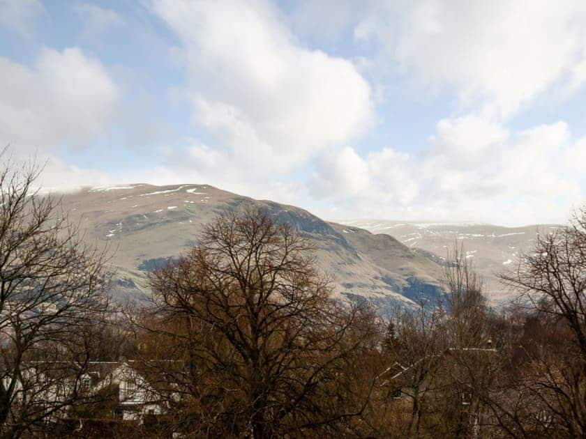The surrounding hills and mountains are perfect walking country | Thistle Lodge, Auchterarder