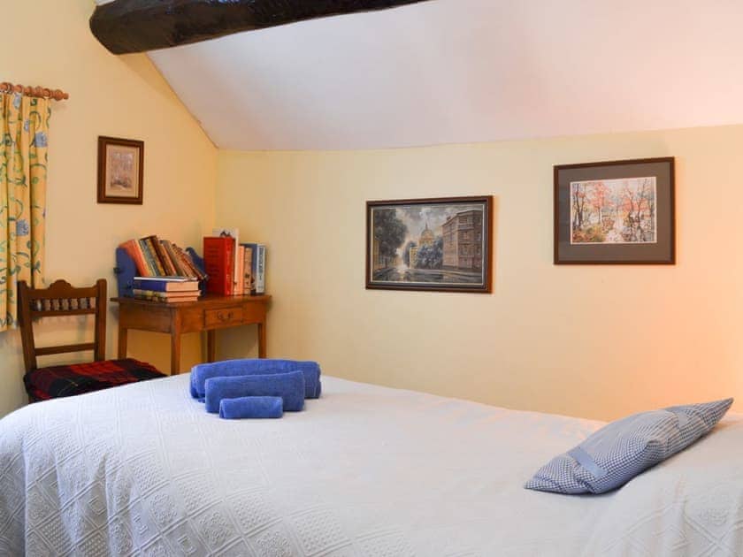 Lovely single bedroom | Upper Stanbatch Cottage, Wentnor, near Bishops Castle