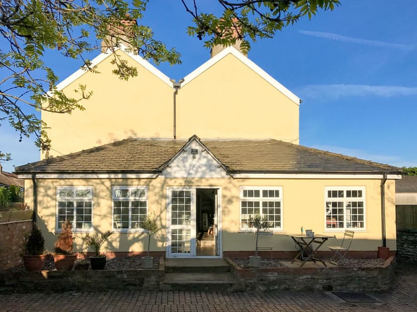 Manor Farm House East (ref UK2347) in Flixton, near Scarborough