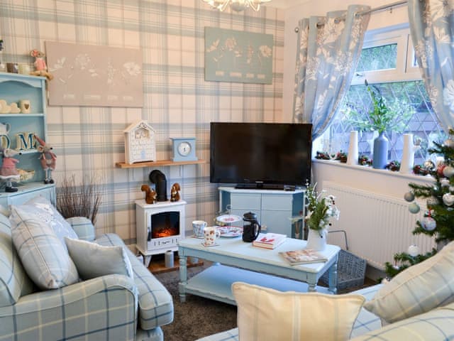 Cosy Cottage At The Conifers Ref Uk3208 In Amble Northumberland