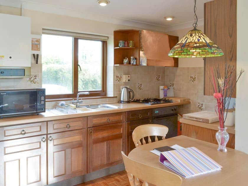Well-equipped kitchen | Champernowe, Dartington, Totnes