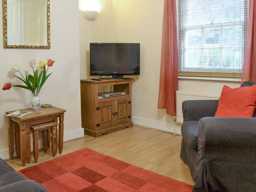 Welcoming living room | Honeysuckle Cottage, Brighton