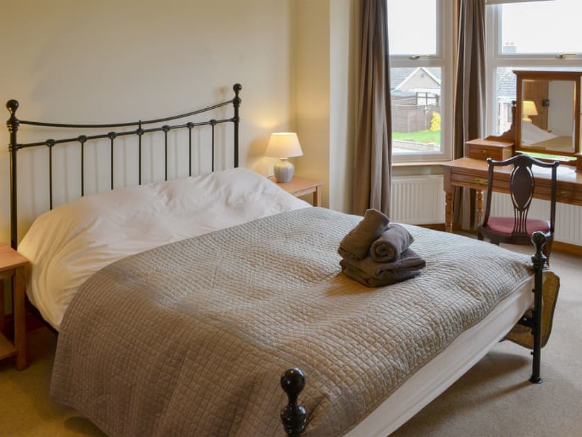 Comfortable double bedroom | Pembroke House, Happisburgh