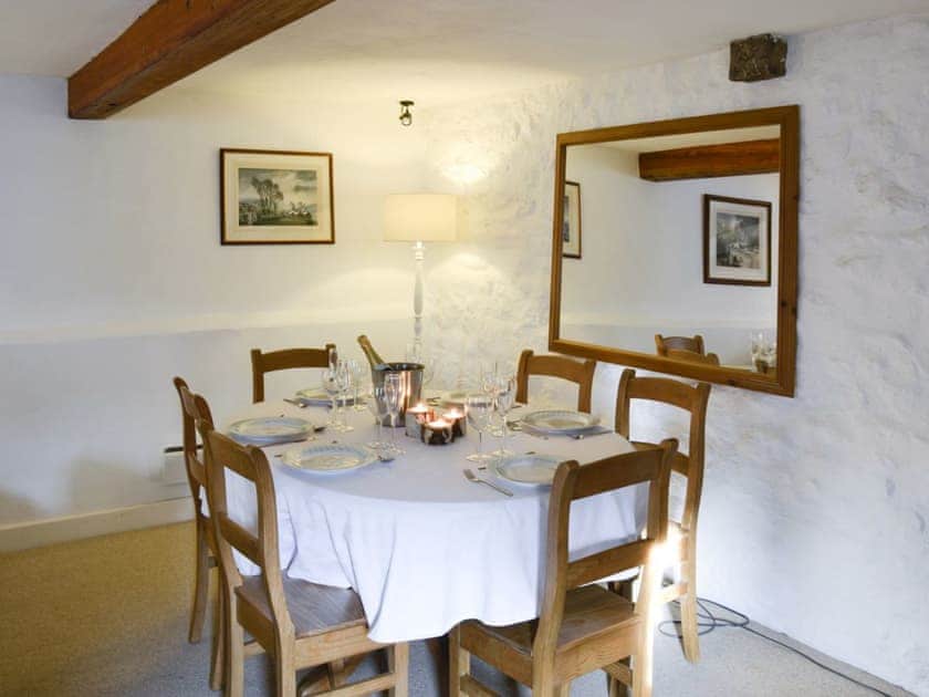 Living room/dining room | Wood’s Barn - East House Farm and Wood’s Barn, Beckermonds, near Kettlewell
