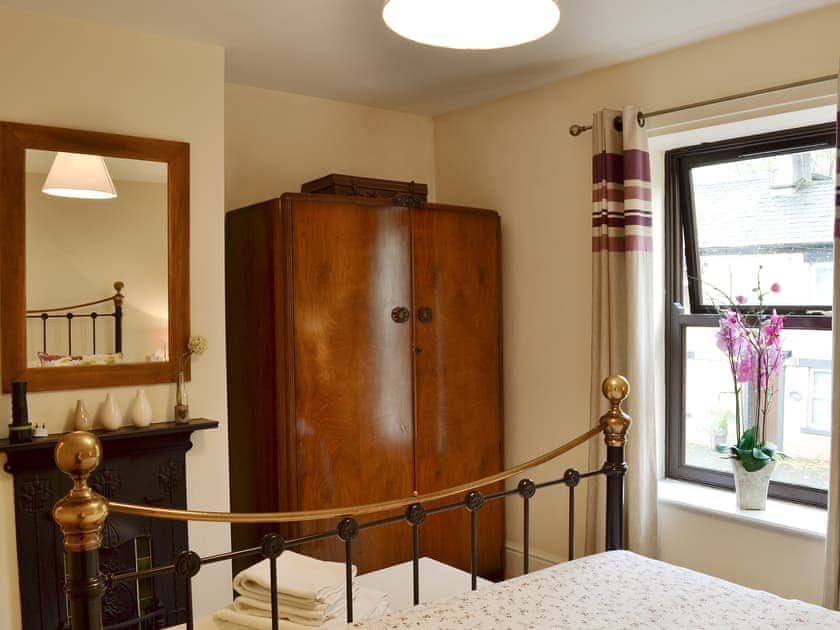 Double bedroom | Park View Cottage, Glossop