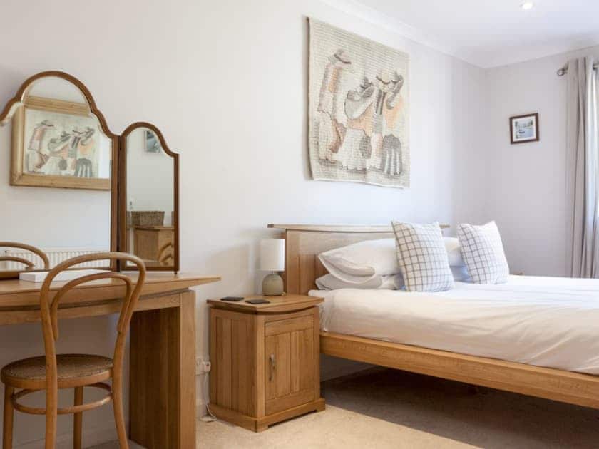 Double bedroom with en-suite | Eydon, Salcombe