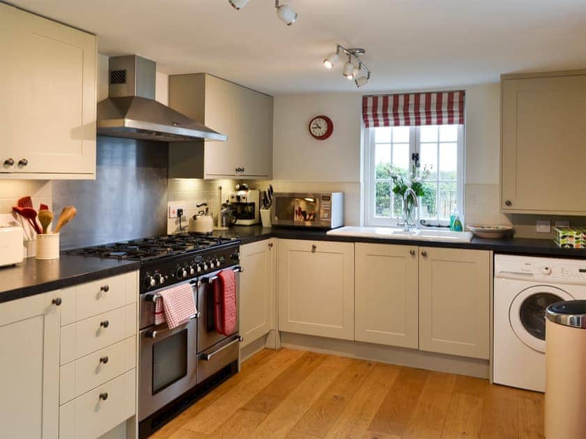 Spacious kitchen | Violet Cottage, Kingsdown, near Deal