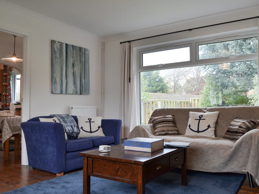 Light and airy living room | Sea Breezes, Totland