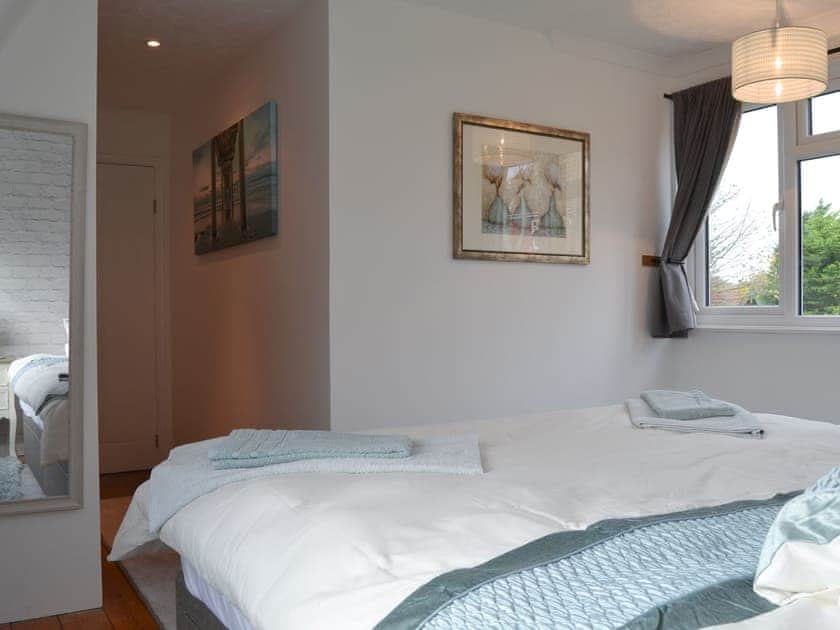 Double bedroom | Sea Breezes, Totland