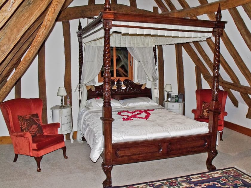 Four Poster bedroom | Doves Barn, Badley, near Needham Market