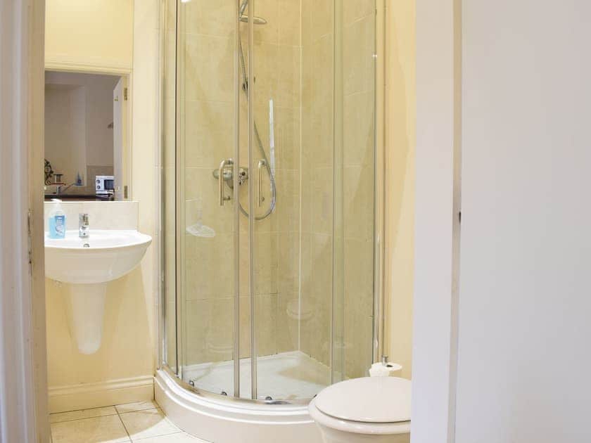 Shower room | Auchendennan  - Rose Cottage - Auchendennan, Arden, Alexandria