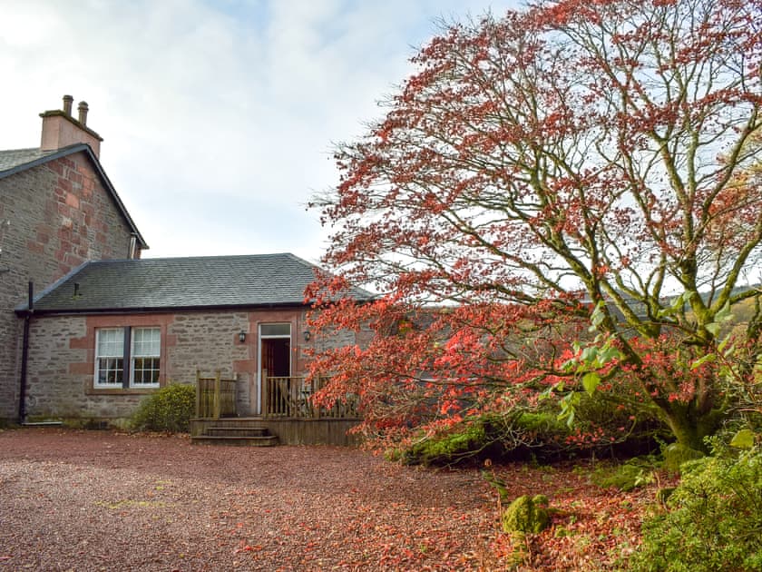 Delightful holiday accommodation | Rose Cottage - Auchendennan, Arden, Alexandria