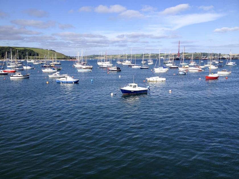 Surrounding area | Roland Cottage, Falmouth
