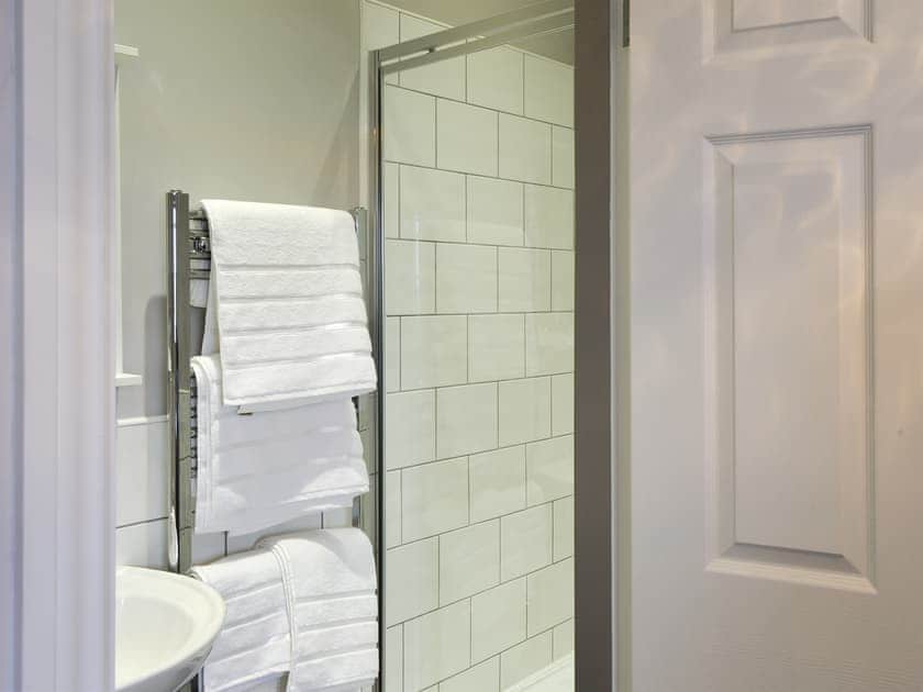 En-suite shower room | Seahunters, Alnmouth, near Alnwick
