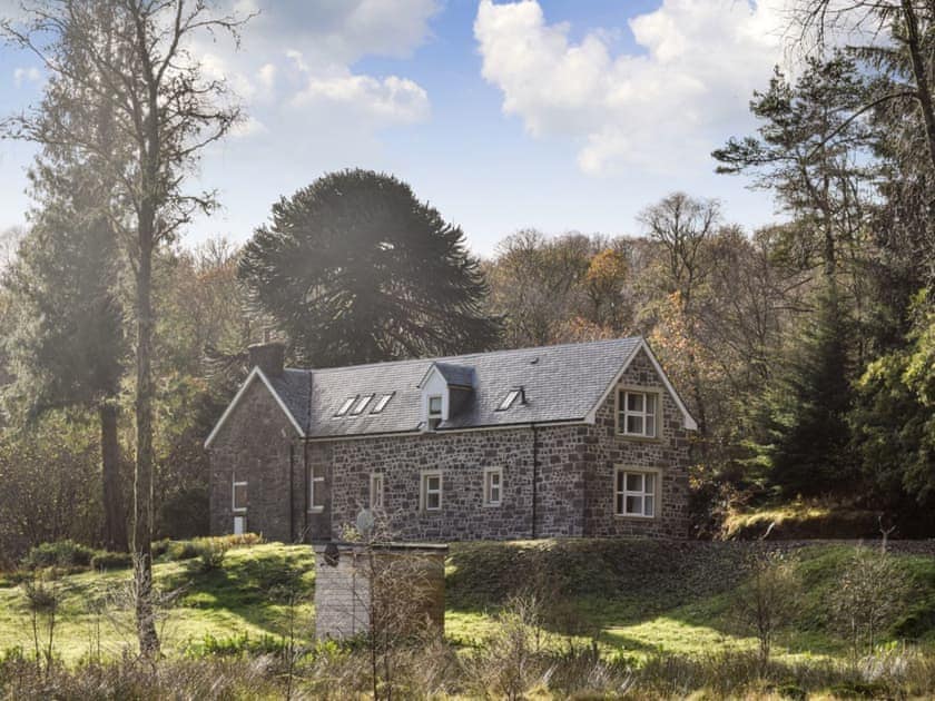 Lovely cottage in stunning surroundings | Craigmuick Cottage, Aberfoyle
