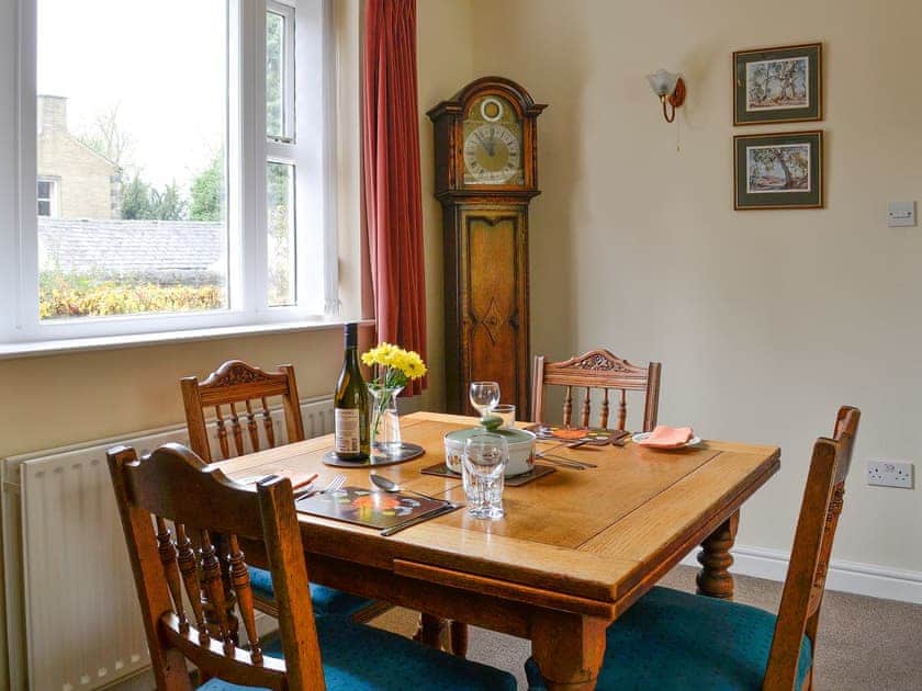 Delightful dining area | Belgravia Cottage, Skipton
