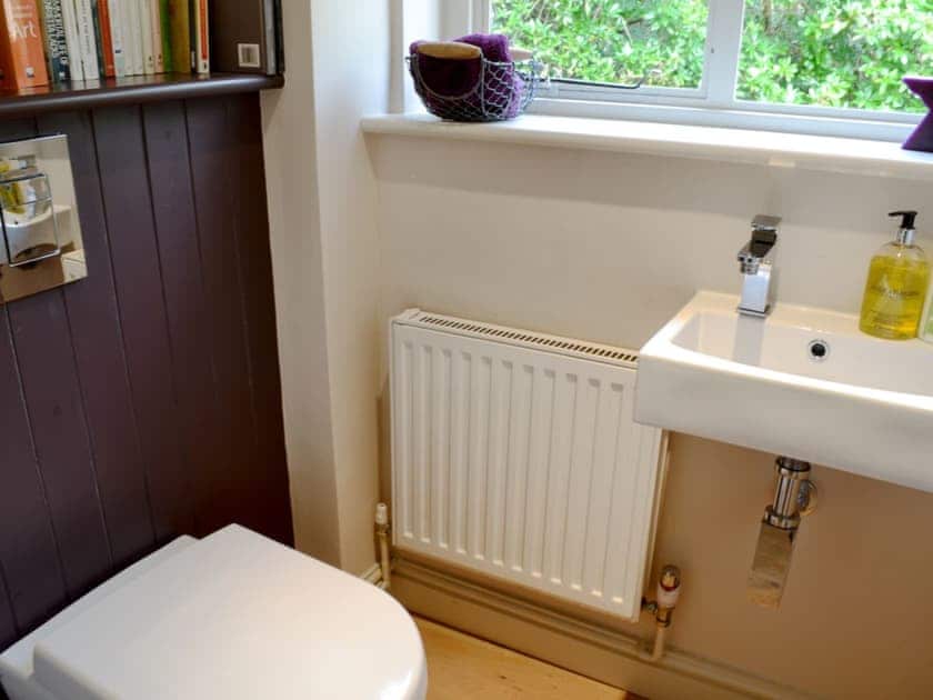 Bathroom | Brookside Cottage, Burley, near Ringwood